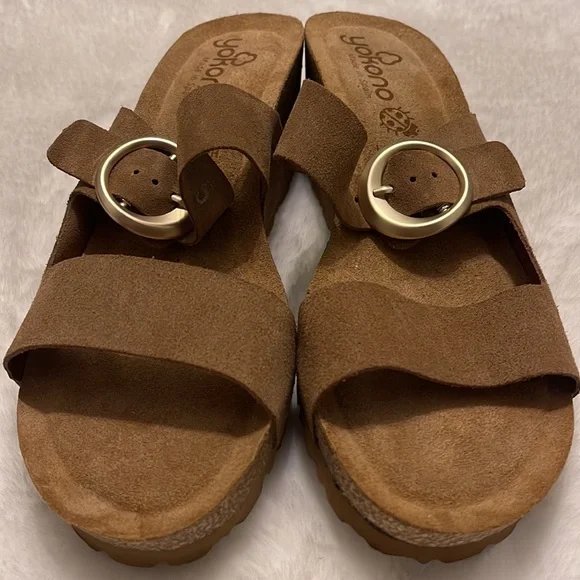 Yokono- Suede wedge buckle sandal- 9.5 - Picture 5 of 10